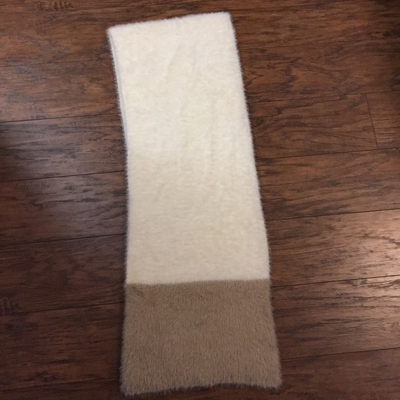 Sleeping On Snow Anthropologie Scarf So Soft! - Picture 5 of 7